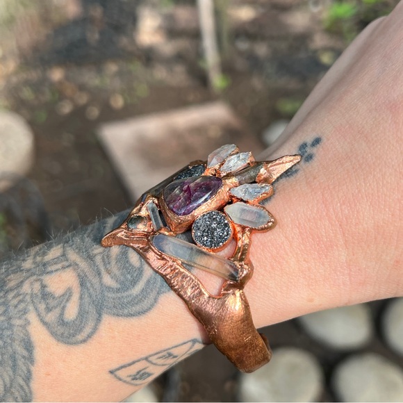 Handmade Copper Natural Gemstone Healing Bracelet with Labradorite etc. - Picture 6 of 7